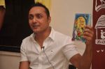 Rahul Bose at Celebrate Bandra book reading for kids in D Monte Park on 12th Nov 2011 (2).JPG